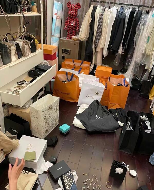 重庆潼南区回收顶奢鞋服